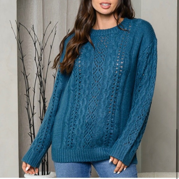 LAST ONE: Stunning dark teal long sleeve round neck women’s fall knit sweater - Picture 4 of 6